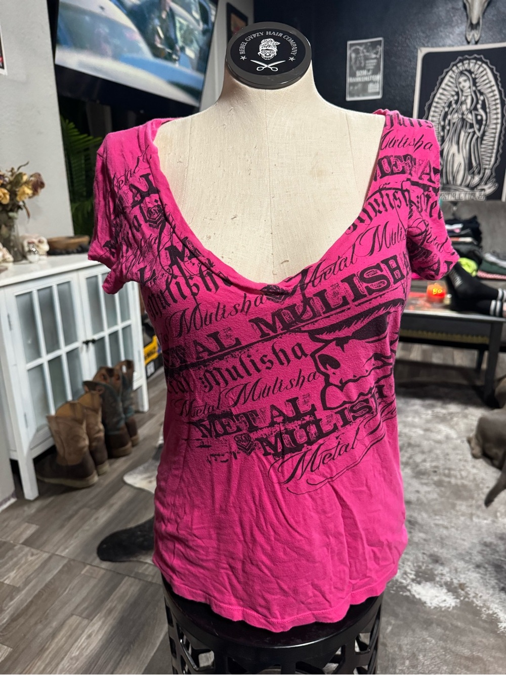 Metal Mulisha Hot Pink Graphic V-Neck Short Sleeve Tee
